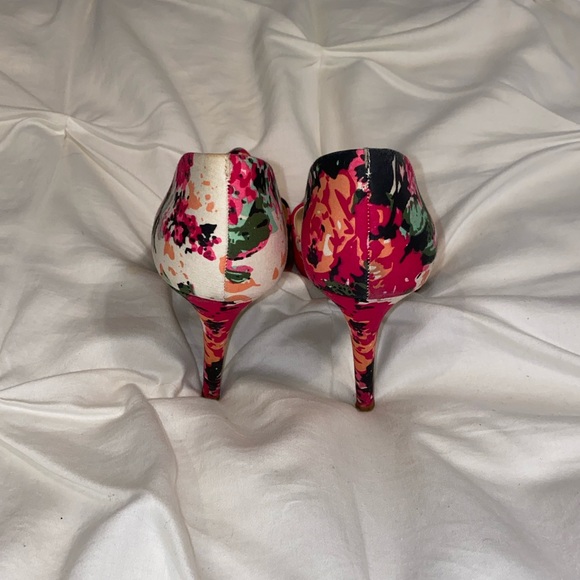 Jessica Simpson Heels - Size 7 - Picture 4 of 4